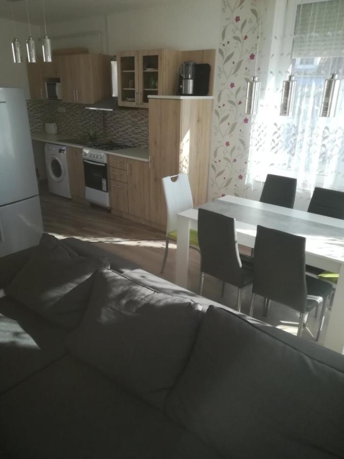 Edes Alom Guesthouse Σέγκεντ Εξωτερικό φωτογραφία